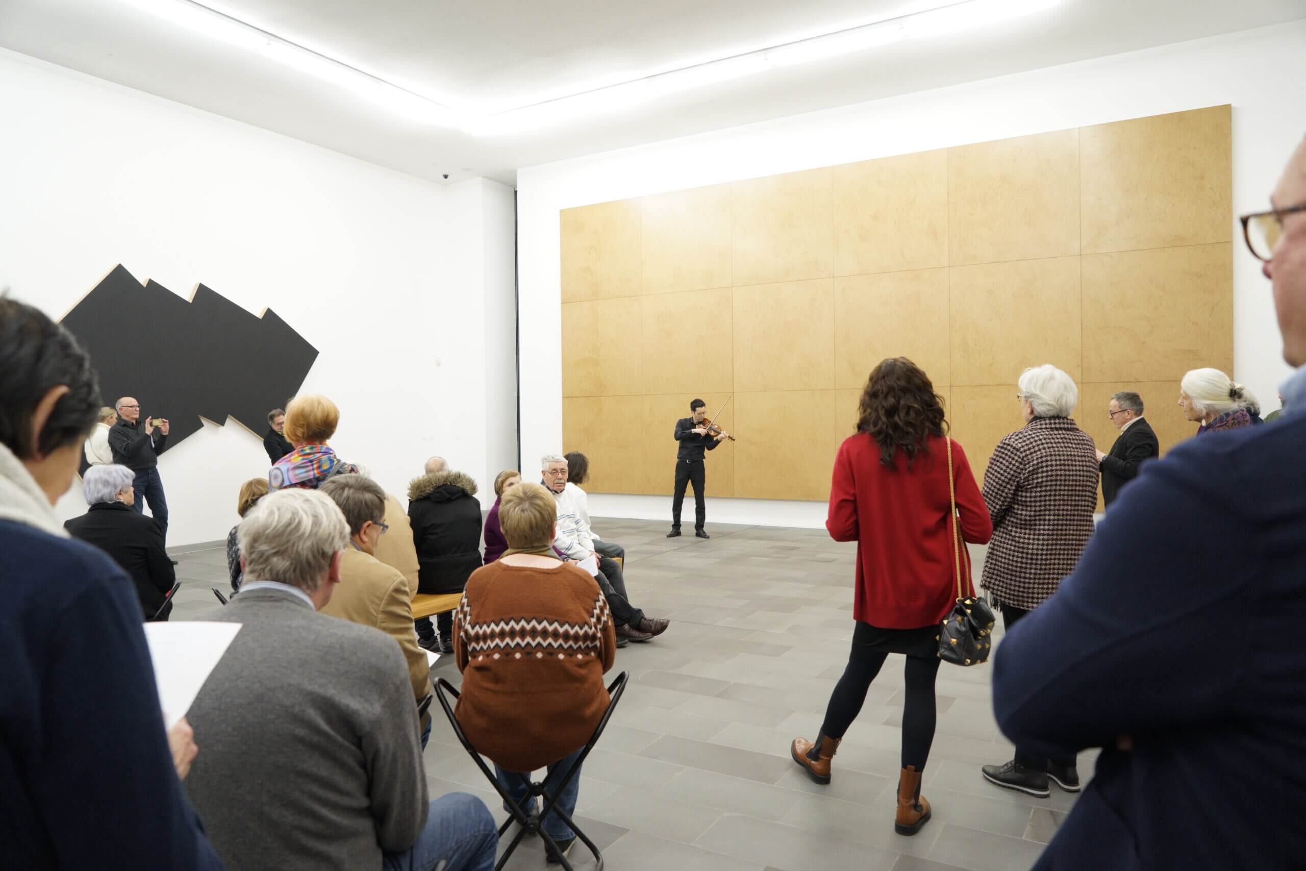 Klang und Performance im Dialog mit Bild und Raum - Musiker:innen der Duisburger Philharmoniker
